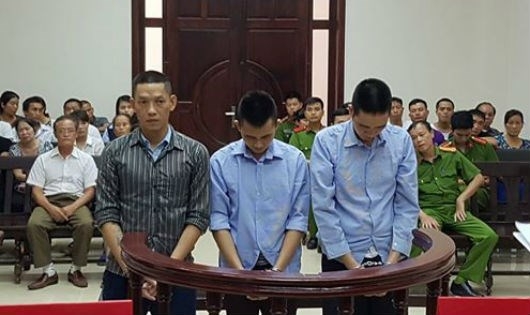 Gài mìn tự chế giết người nhưng không thành