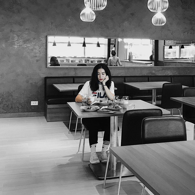 Instagram: @nhanhieuu.