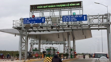 Trạm thu ph&iacute; BOT Tam N&ocirc;ng tr&ecirc;n QL 32.