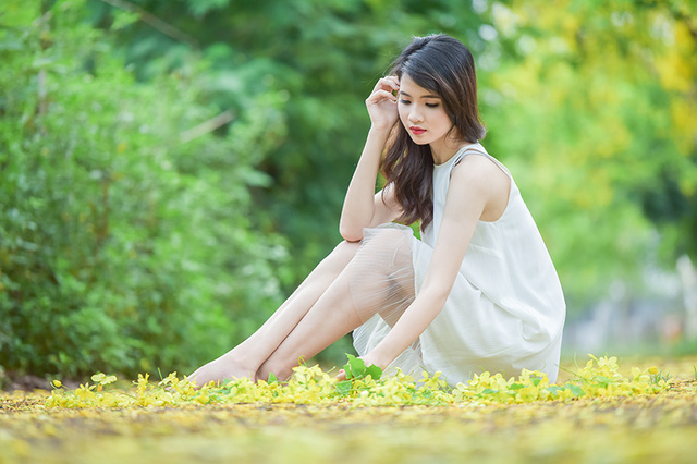 Nhờ ngoại h&igrave;nh n&agrave;y, Huyền Trang c&oacute; c&ocirc;ng việc l&agrave;m th&ecirc;m l&agrave; mẫu ảnh v&agrave; người mẫu cho c&aacute;c sự kiện. Tuy vậy, ưu ti&ecirc;n số một của Trang vẫn l&agrave; học tập.