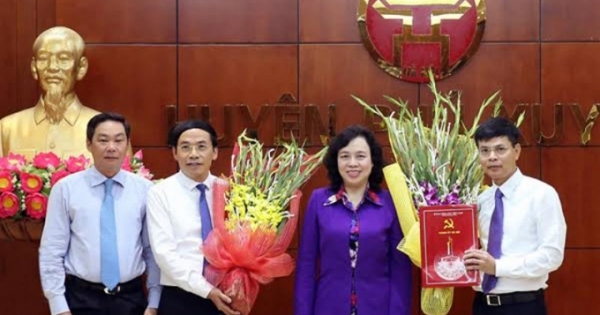 Hà Nội: Nhiều cán bộ được bổ nhiệm vị trí mới