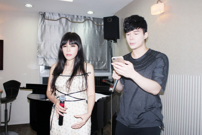 Nathan Lee sốt cao vẫn lặn lội đường xa tới nh&agrave; ca sĩ hải ngoại Nhật Hạ tập nhạc