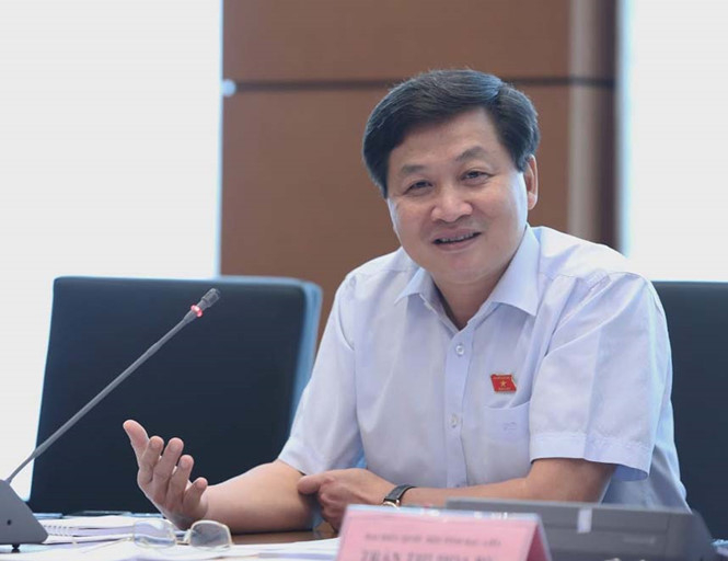 'Rửa tiền ở VN l&agrave; rẻ nhất thế giới'?