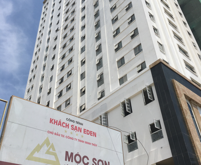 C&aacute;c ph&ograve;ng đ&atilde; ho&agrave;n th&agrave;nh việc th&aacute;o dỡ v&agrave; b&iacute;t lối đi ph&aacute;t sinh&nbsp;kh&aacute;ch sạn Eden l&agrave; 64/93 ph&ograve;ng.