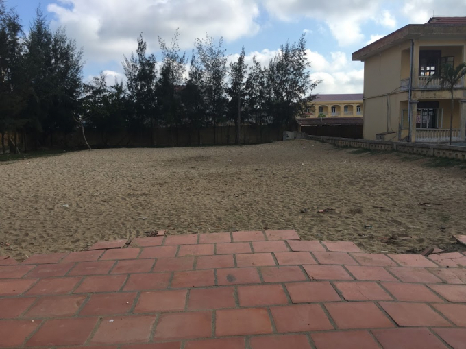 To&agrave;n cảnh bể bơi sau khi bị ph&aacute; bỏ. Ảnh: Nguyệt Chi