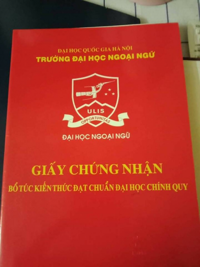 Chứng nhận kh&oacute;a học