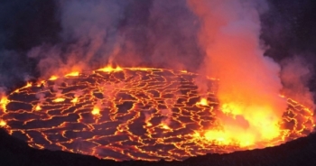 Tiêu điểm: Thảm họa núi lửa phun trào