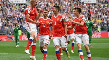 Cầu thủ "mở hàng" đầu tiên tại World Cup là ai?