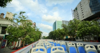 "Ngắm" Hà Nội từ góc nhìn trên xe buýt 2 tầng