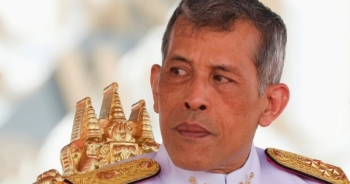 Vua Thái Lan nhận khối tài sản 30 tỷ USD của hoàng gia