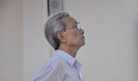 Bị án Nguyễn Khắc Thủy dính tội dâm ô trẻ em ở Vũng Tàu "tự nguyện" tới trại thi hành án