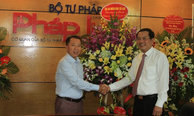 Ph&oacute; Ch&aacute;nh &aacute;n TAND tối cao: B&aacute;o Ph&aacute;p luật Việt Nam c&oacute; đ&oacute;ng g&oacute;p t&iacute;ch cực cho c&ocirc;ng t&aacute;c tư ph&aacute;p