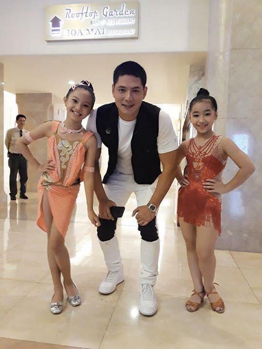 Th&ugrave;y Dương hội ngộ diễn vi&ecirc;n B&igrave;nh Minh trong một đ&ecirc;m thi.