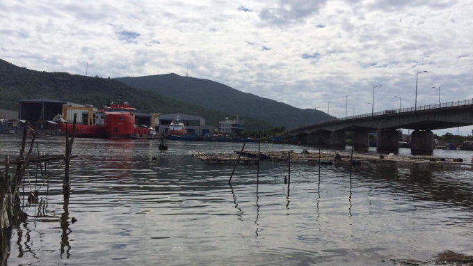 Nơi ph&aacute;t hiện thi thể b&agrave; N. tại cầu M&acirc;n Quang.