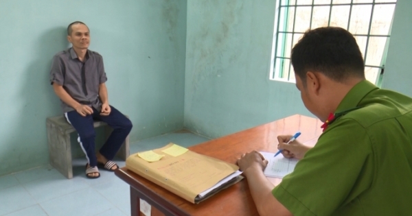 An Giang: Đập phá tài sản nhà hàng xóm vì buồn chuyện gia đình