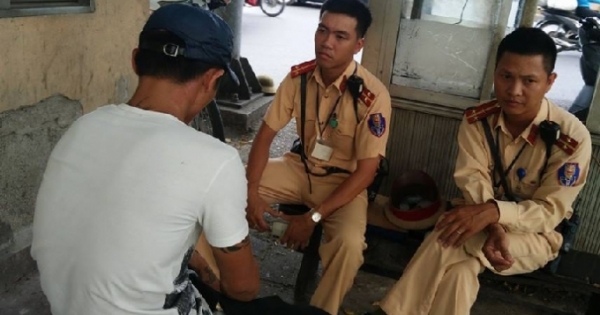 Giải cứu thành công nam thanh niên nhảy cầu tự tử do thua cá độ bóng đá