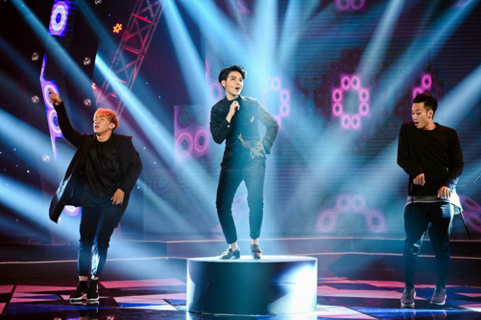 Vũ C&aacute;t Tường mong muốn kh&aacute;n giả nhớ đến m&igrave;nh qua &acirc;m nhạc hơn l&agrave; ho&agrave;i nghi về giới t&iacute;nh