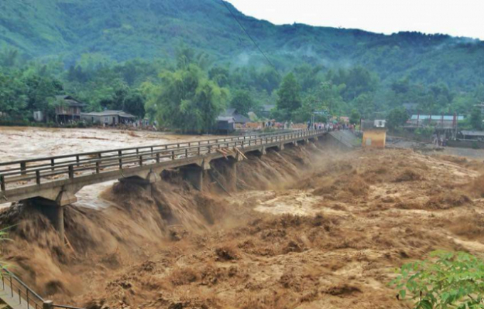 T&igrave;nh h&igrave;nh mưa lũ phức tạp đ&atilde; khiến &iacute;t nhất ba người tại tỉnh Lai Ch&acirc;u thiệt mạng v&agrave; nhiều người kh&aacute;c bị thương.