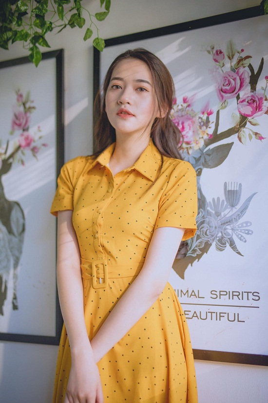 Ngỡ ng&agrave;ng với nhan sắc &ldquo;kh&ocirc;ng g&oacute;c chết&rdquo; của người đẹp sinh năm 1998