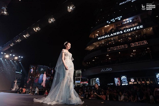 Ngỡ ng&agrave;ng với nhan sắc &ldquo;kh&ocirc;ng g&oacute;c chết&rdquo; của người đẹp sinh năm 1998