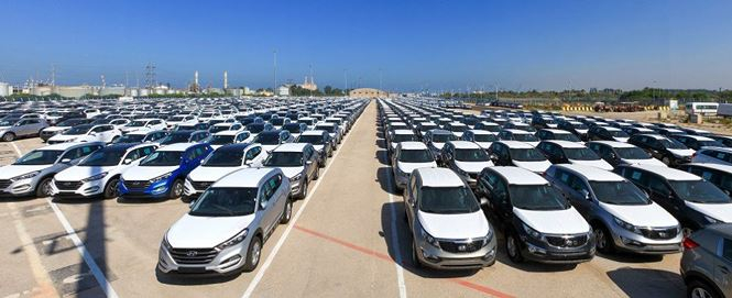 Quy định li&ecirc;n quan đến Giấy chứng nhận kiểu loại &ocirc; t&ocirc; v&agrave; kiểm tra theo l&ocirc; đang g&acirc;y kh&oacute; khăn cho hoạt động nhập khẩu &ocirc; t&ocirc;.