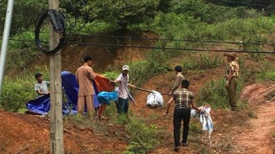 Hiện trường nơi ph&aacute;t hiện sự việc (Ảnh: B&aacute;o C&ocirc;ng L&yacute;)