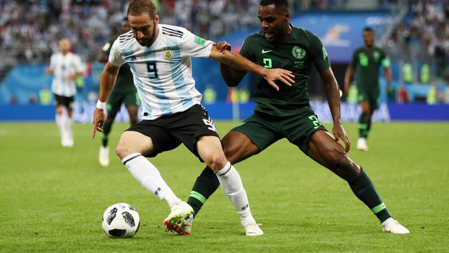 Higuain chưa thể ghi b&agrave;n cho Argentina