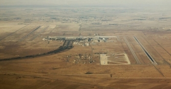 Israel phóng tên lửa bắn máy bay Iran tại sân bay Syria