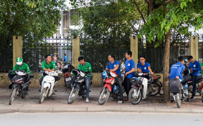 Nhiều cử nh&acirc;n đ&atilde; lựa chọn &ldquo;chuyển nghề&rdquo; l&agrave;m xe &ocirc;m c&ocirc;ng nghệ. (H&igrave;nh minh hoạ)