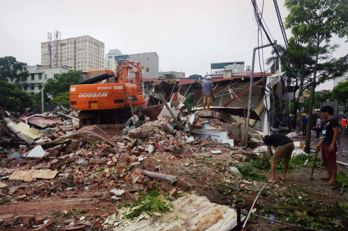 &nbsp;Bắt đầu cưỡng chế GPMB dự &aacute;n Constrexim Complex phường Dịch Vong Hậu.