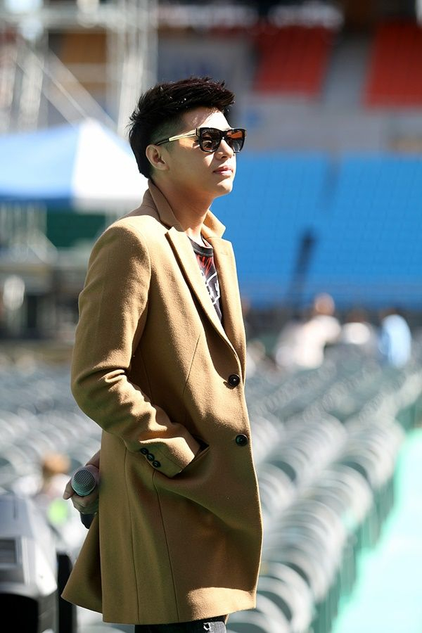 Noo Phước Thịnh &ndash; ch&agrave;ng ho&agrave;ng tử c&oacute; chỗ đứng vững chắc nhất trong l&agrave;ng nhạc Việt