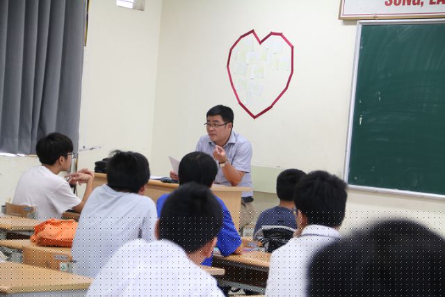 Giám thị phổ biến quy chế thi