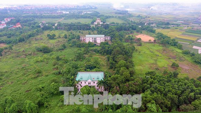 Ngày 28/11/2013, UBND TP. Hà Nội ban hành Quyết định số 7176/QĐ-UBND về việc phê duyệt Dự án đầu tư xây dựng công trình Bệnh viện đa khoa tại huyện Mê Linh (Hà Nội).