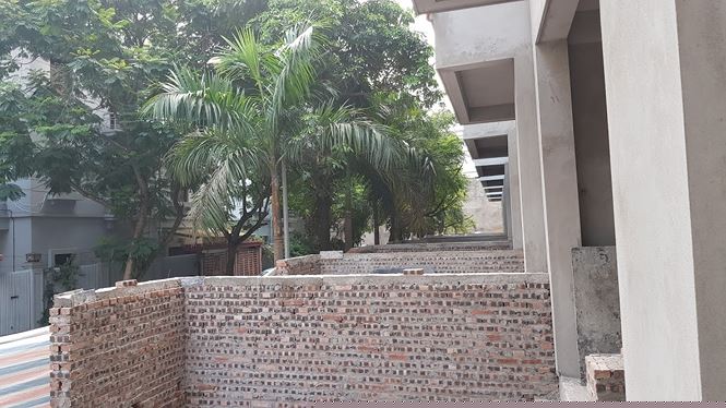 Dừng xây 18 nhà liền kề xây dựng “chiếm” lối đi chung của dân