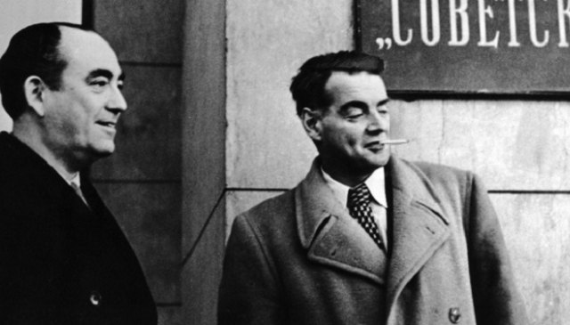 Vỏ bọc hoàn hảo của điệp viên MI6 hai mang