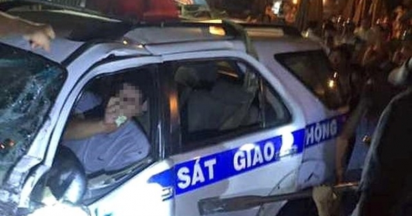 Xe CSGT tông vào sạp bán trái cây, một người tử vong