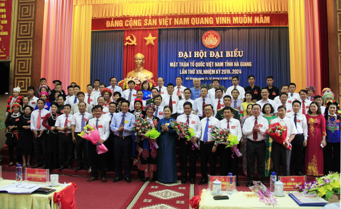 _MG_4557 thanh vien uy ban ra mat dai hoi