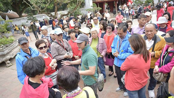 Bức tranh du lịch méo mó do biến tướng tour 0 đồng