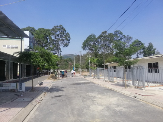 Một dự án tự ý làm đường, phân lô, xây dựng nhà tạm tại xã Châu Pha, thị xã Phú Mỹ (Ảnh: Người lao động).