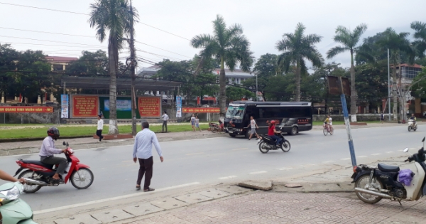 Hà Giang: Xe “dù” lộng hành vì…  Chưa có chế tài xử lý(?)