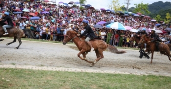 "Du hè" Sa Pa, đừng bỏ qua lễ hội sôi động nhất Tây Bắc này!
