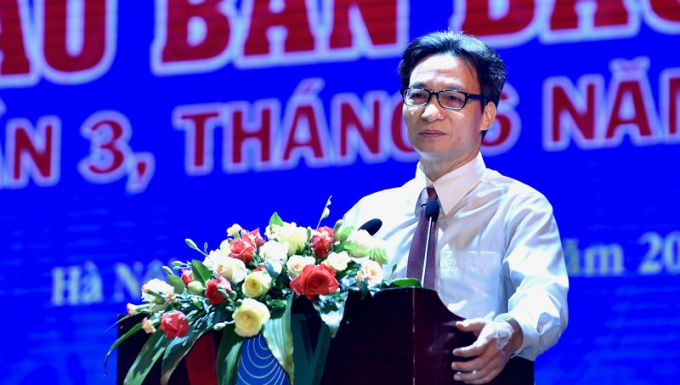 Ph&oacute; Thủ tướng Vũ Đức Đam chia sẻ những kh&oacute; khăn, th&aacute;ch thức, &aacute;p lực đối với đội ngũ những người l&agrave;m b&aacute;o trong giai đoạn hiện nay. Ảnh: VGP/Nhật Bắc