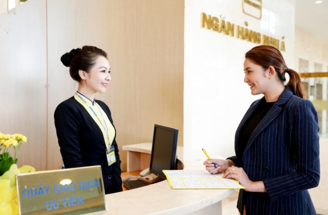 Nam A Bank tăng trưởng ổn định giữa tranh chấp của cổ đông