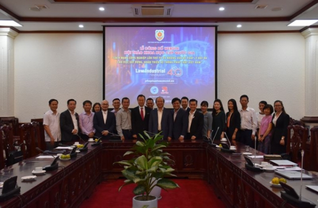 Cách mạng công nghiệp 4.0 và tư duy xây dựng pháp luật