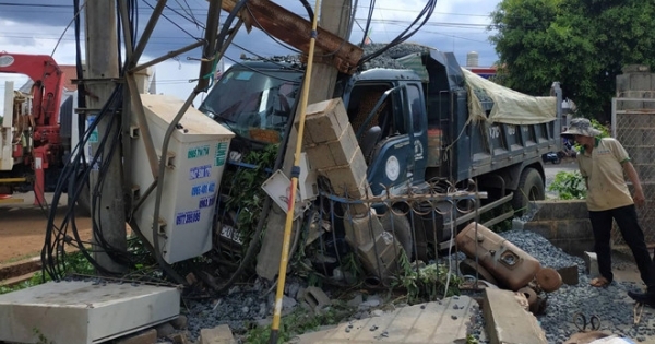Va chạm với xe tải, một người đàn ông thiệt mạng