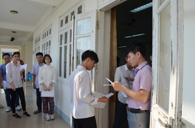 Quảng Ninh: Hơn 14 nghìn sĩ tử bước vào môn thi đầu tiên kỳ thi THPT quốc gia 2019