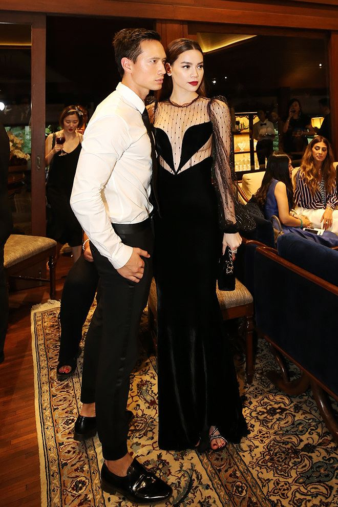 Hồ Ngọc Hà và Kim Lý thường xuyên sánh đôi bên nhau sau công khai hẹn hò.