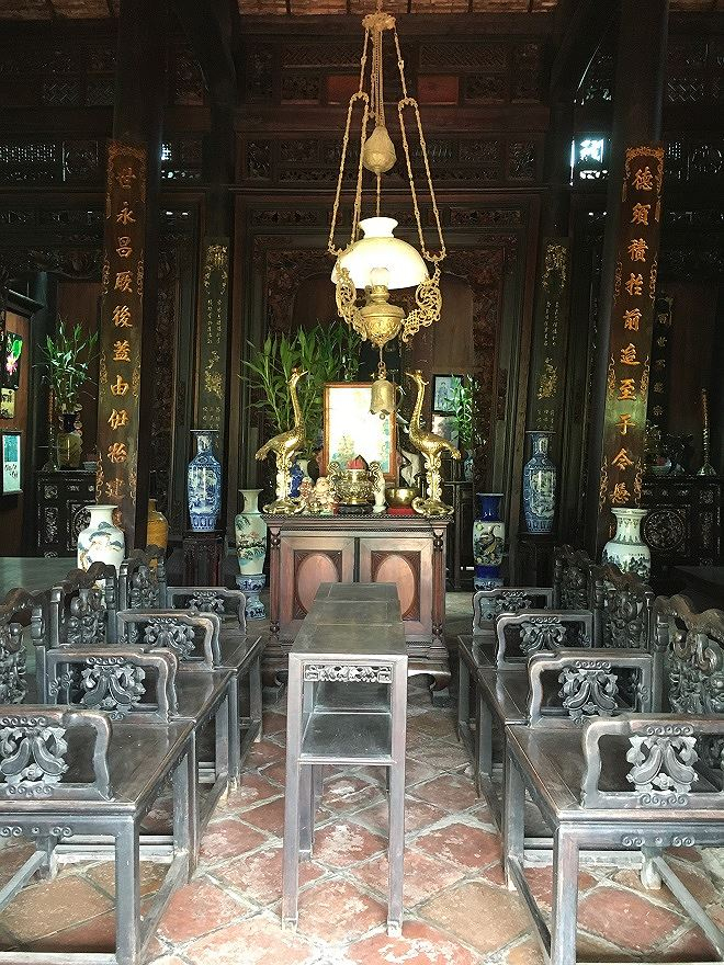 Ngôi nhà hơn 100 năm tuổi nhưng cách bài trí, đồ đạc vẫn như thuở ban sơ