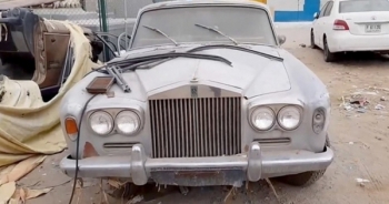 Chui vào “nghĩa địa siêu xe” ở UAE