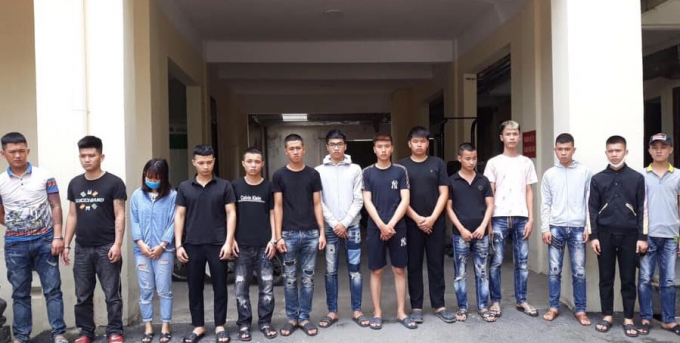 14-Doi-Tuong-Gay-Roi